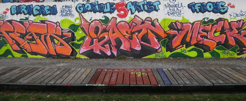 TFB GRAFFITI CREW ISTANBUL zurich switzerland oberer letten graffiti hall of fame 2012