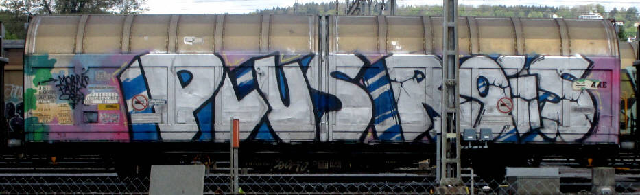 PLUS ROIS SBB-gterwagen graffiti
