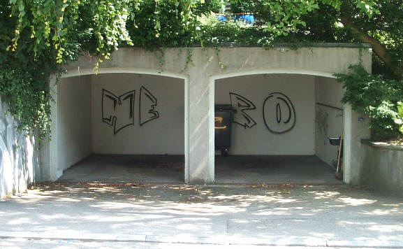 HERO graffiti zrich