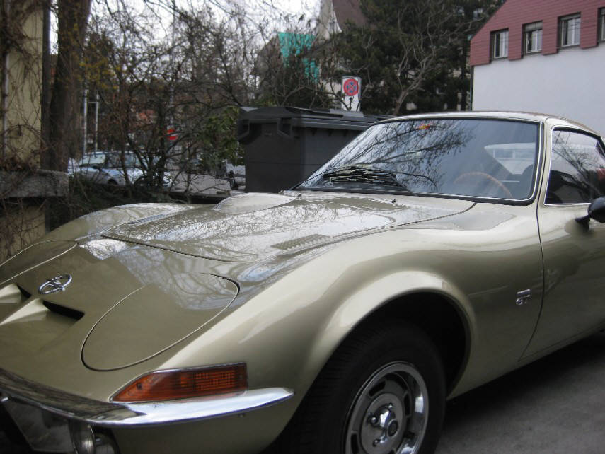 OPEL GT 1968-1973. Perfekt restariertes Exemplar in Zrich Schweiz