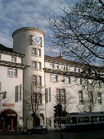 Volkshaus Zrich, von der Stauffacherstrasse aus gesehen.